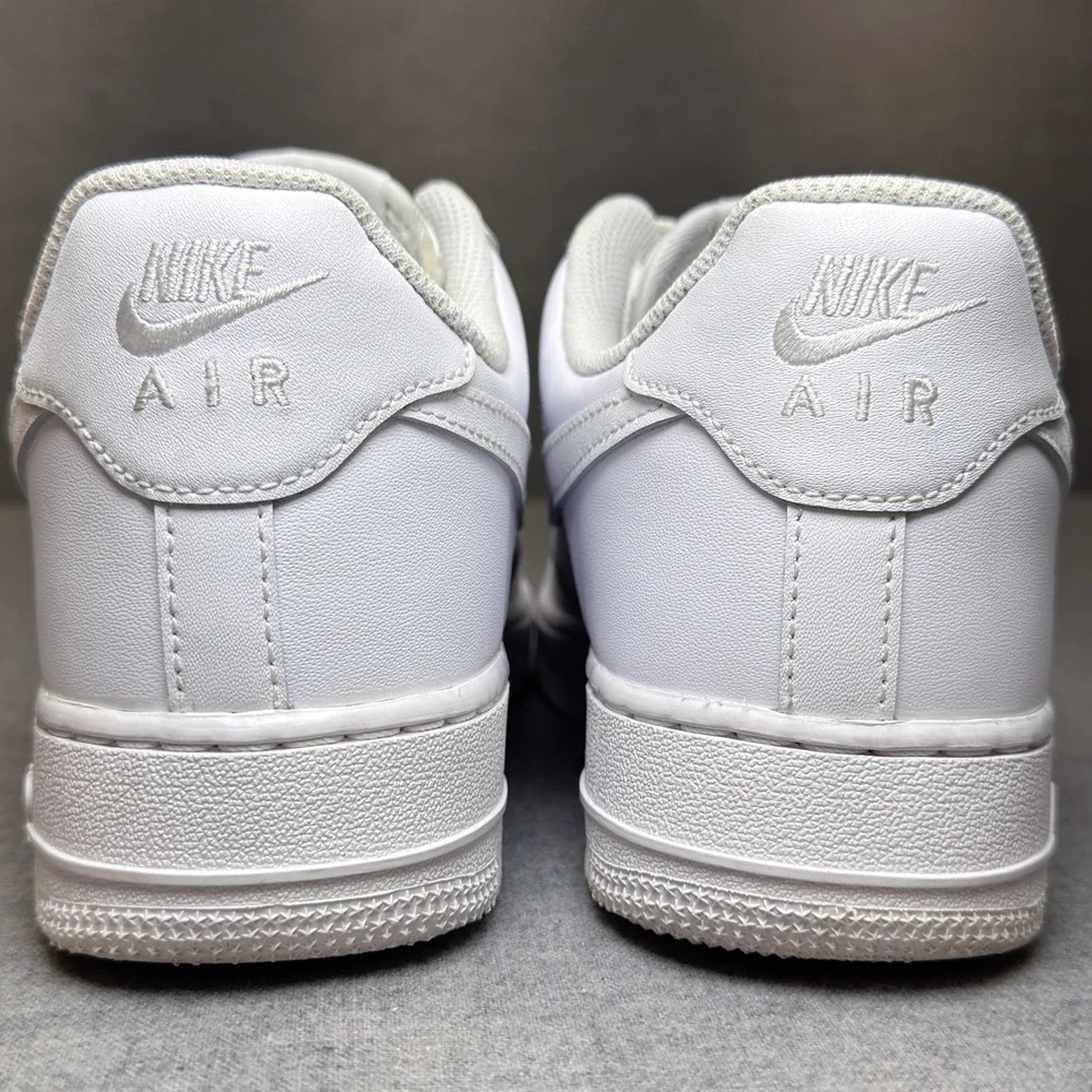 Nike Air Force 1 07 Mens White White Low Top Sneakers CW2288-111 Size 8
